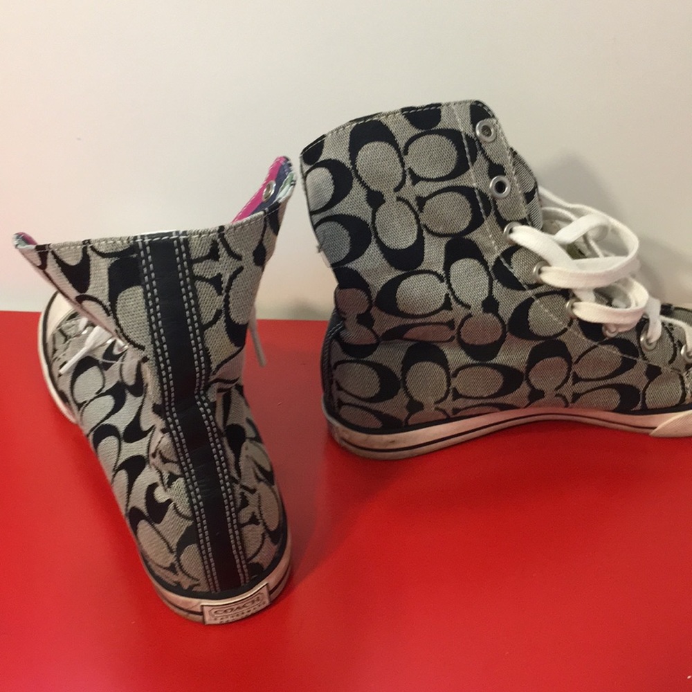 Coach Shoes Like NEW SIZE 7 - Picture 5 of 8